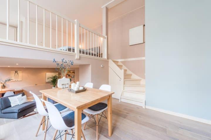 Hip Split Level Apartment On The Ground Floor Amsterdam Exterior foto